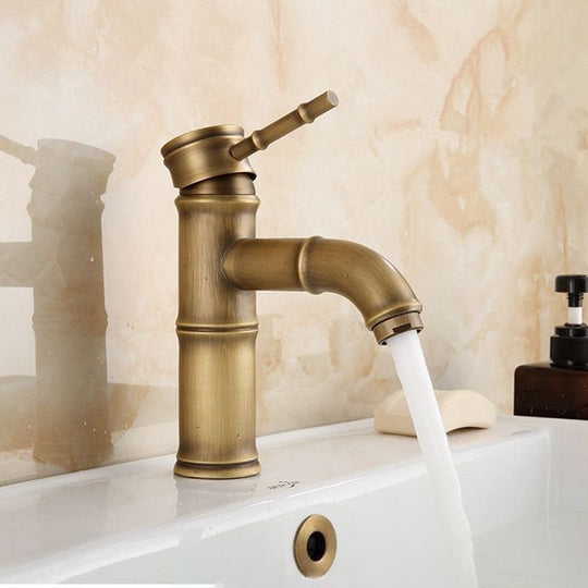 Farmhouse Brass Bathroom Faucet with Lever Handle - Single Hole Sink Faucet