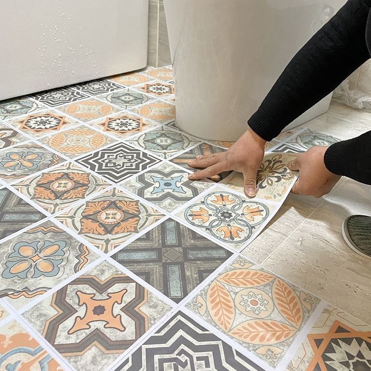 Multi-Tonal Style Peel and Stick Vinyl Plank Flooring with Porcelain Tile Look