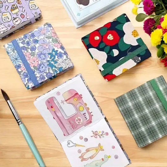Mobile Watercolour Paint Box Set with 24 Colours