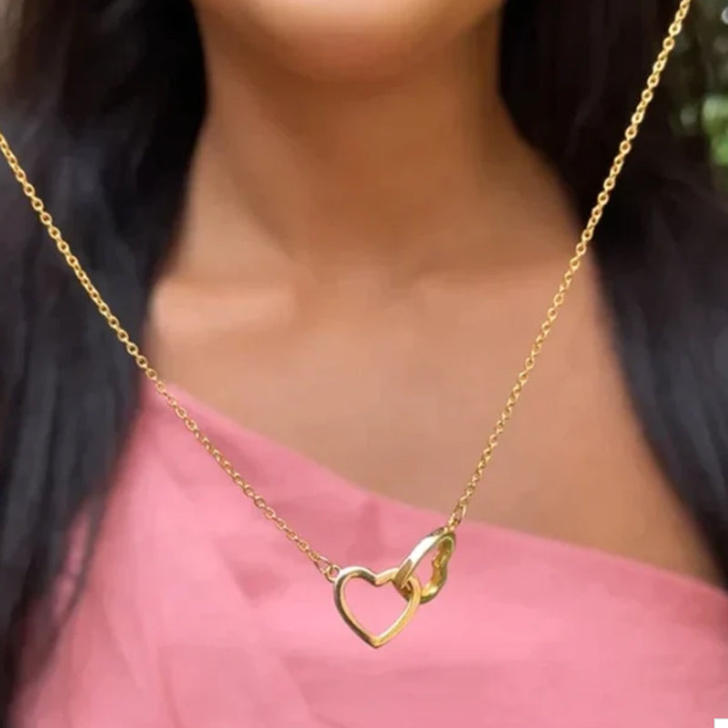 Heart Necklace with Rotating Rose Gift Box