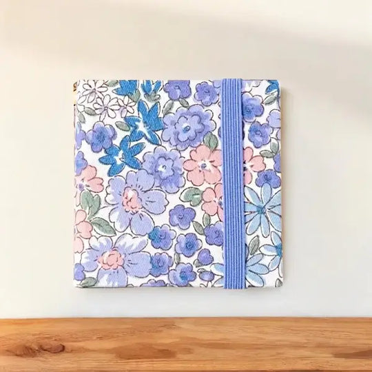 Mobile Watercolour Paint Box Set with 24 Colours
