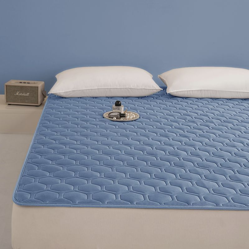 Dog Cooling Mat for Indoor and Outdoor Use - Bed Pad