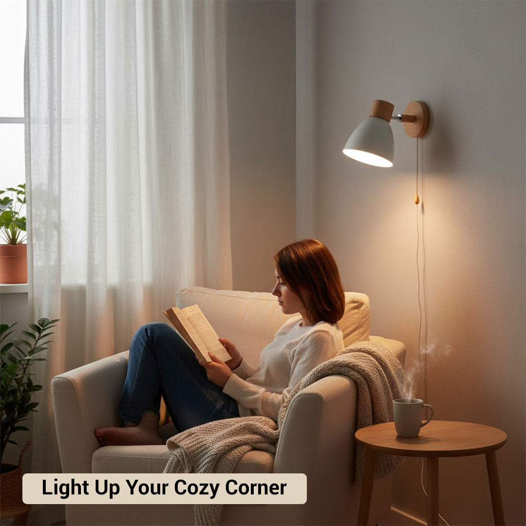 Scandinavian Wall Light - Pull Switch - Natural Wood