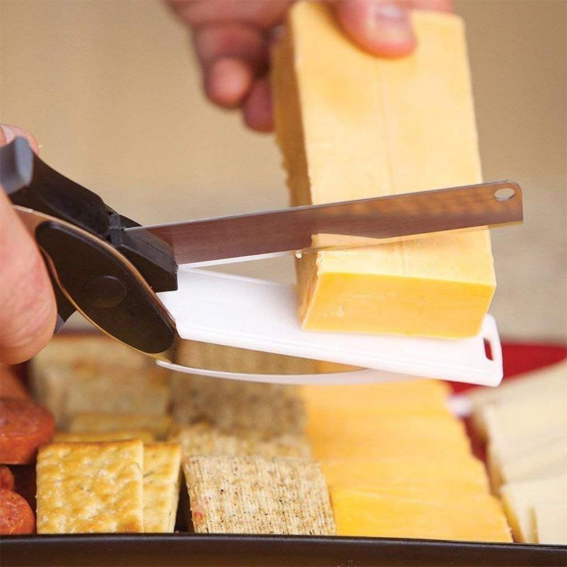 Versatile Stainless Steel Kitchen Scissors | EdgeCut Design