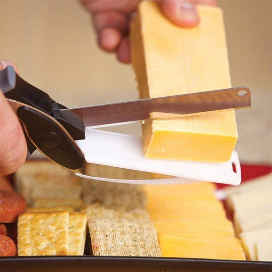 Versatile Stainless Steel Kitchen Scissors | EdgeCut Design