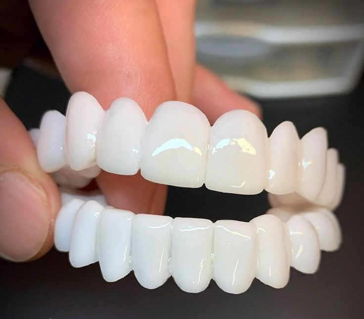 Dental Prosthesis Lift