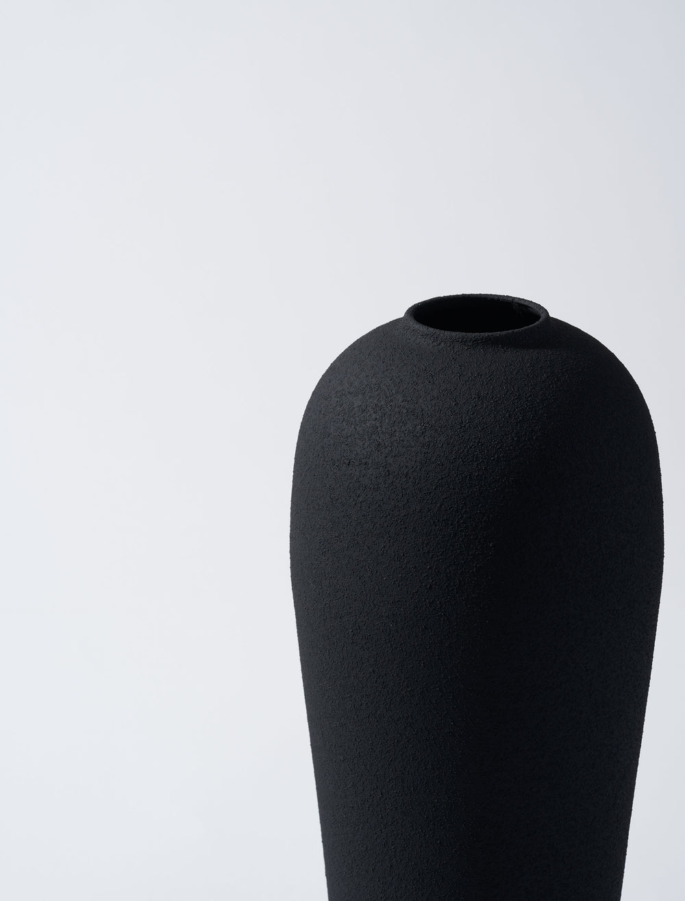 Structured Black Vase - Lola Design