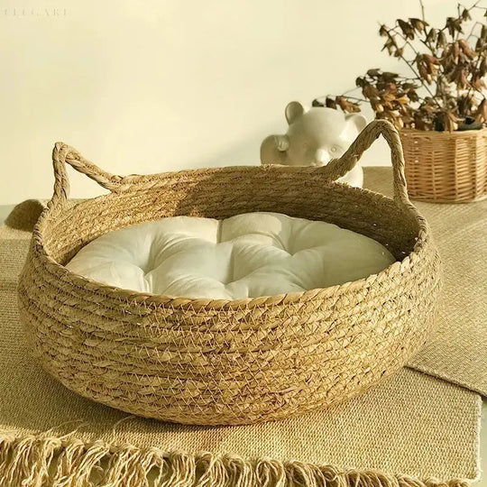 Super Soft and Comfortable Cat Bed