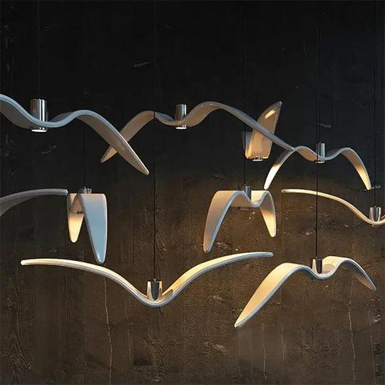 Design Lamp in the Shape of a Bird