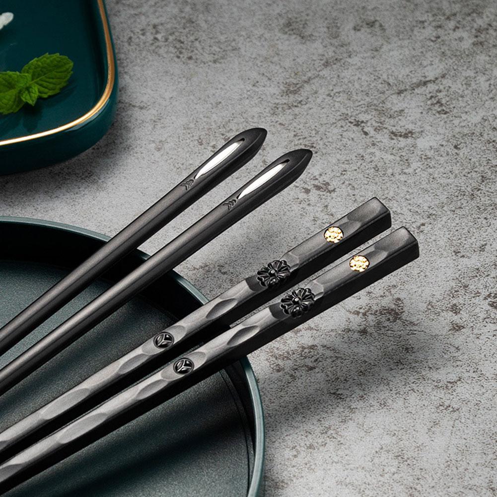Luxurious Chopstick Set with Refined Designs (5 Pairs)