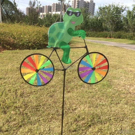Animal Bicycle Wind Spinner: Outdoor Decoration