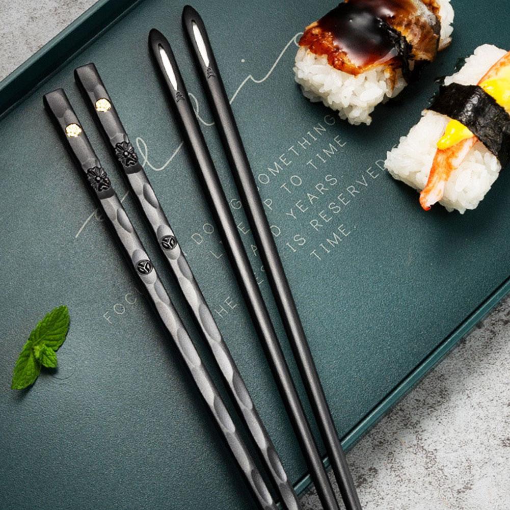 Luxurious Chopstick Set with Refined Designs (5 Pairs)