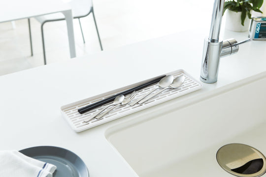 Narrow Sink Draining Area