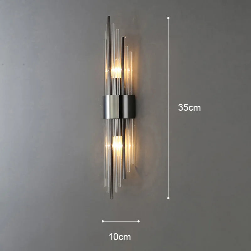 Elegant LED Wall Lamp in Gold