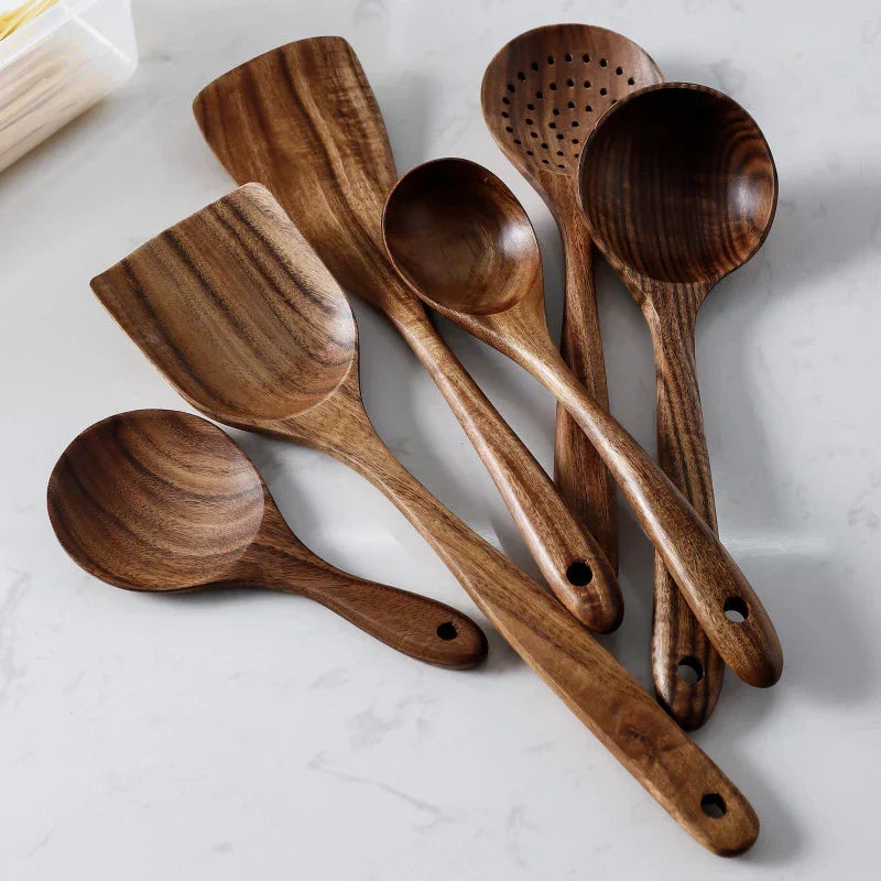 Versatile Kitchen Set with Natural Elegance