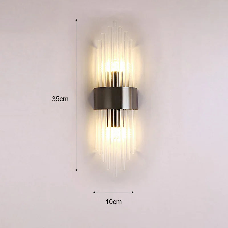 Elegant LED Wall Lamp in Gold