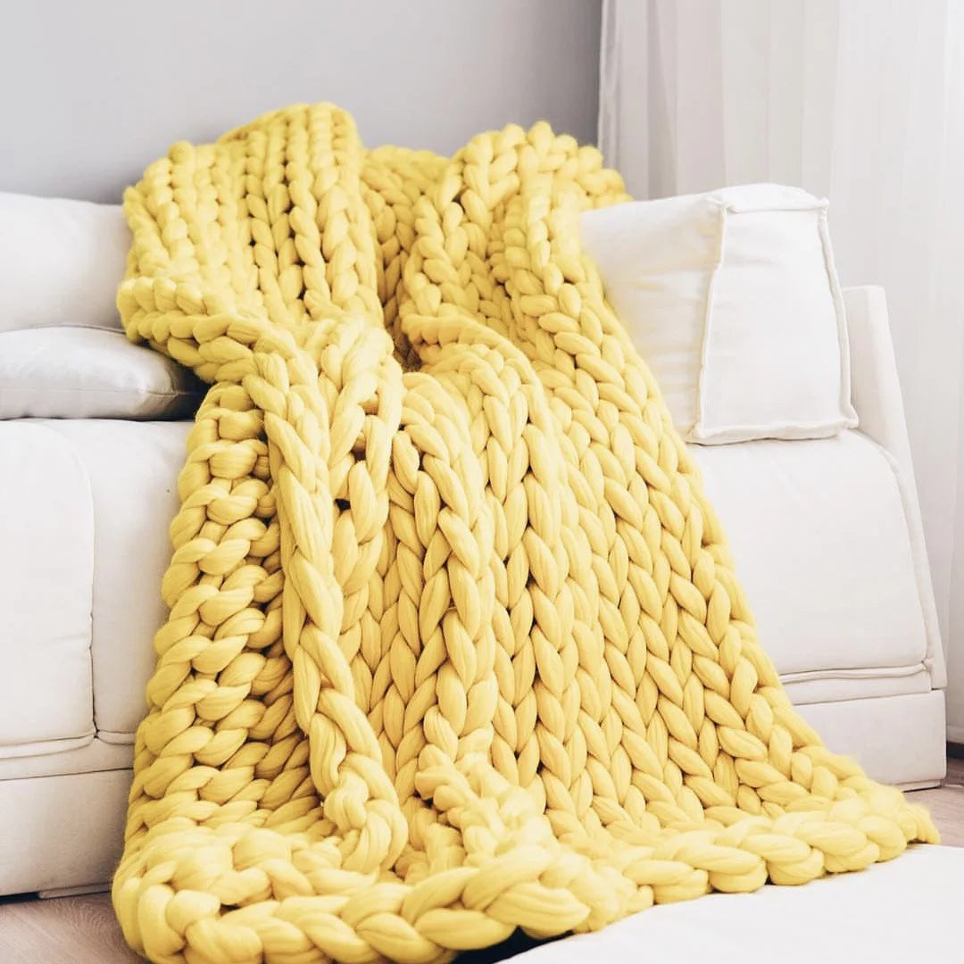 Chunky Knit Blanket – Cozy Wool Blanket for Every Room – Soft & Warm – Perfect for Sofa and Bed