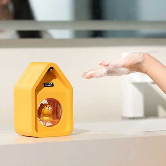 Automatic Foam Dispenser for Animal Care