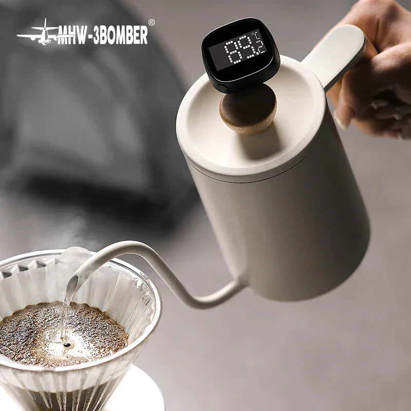 Digital Instant-Read Coffee Thermometer for Latte Art and Milk Frothing Jug - Stylish Barista Kitchen Accessories for Home