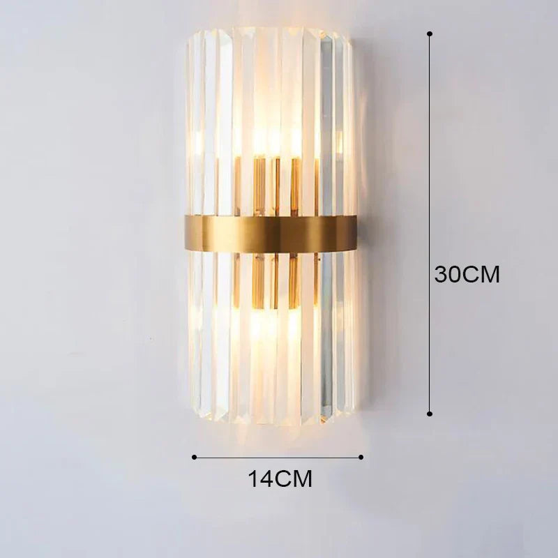 Elegant LED Wall Lamp in Gold