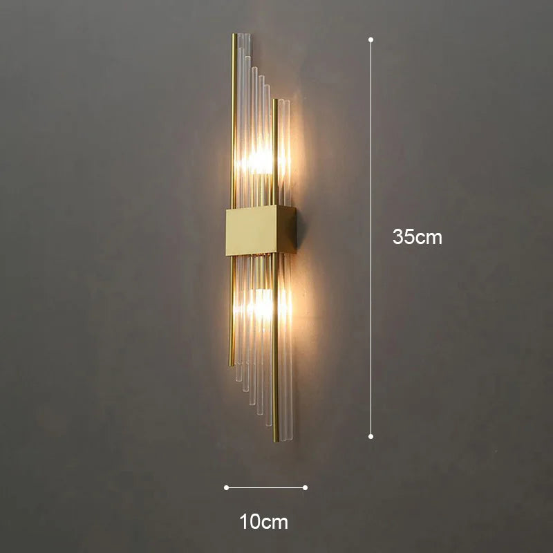 Elegant LED Wall Lamp in Gold