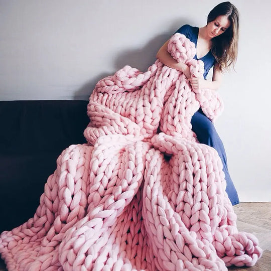 Chunky Knit Blanket – Cozy Wool Blanket for Every Room – Soft & Warm – Perfect for Sofa and Bed