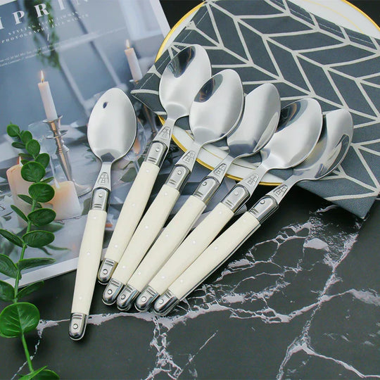 Ivory Elegance – Luxury Laguiole Cutlery Set with Timeless Style