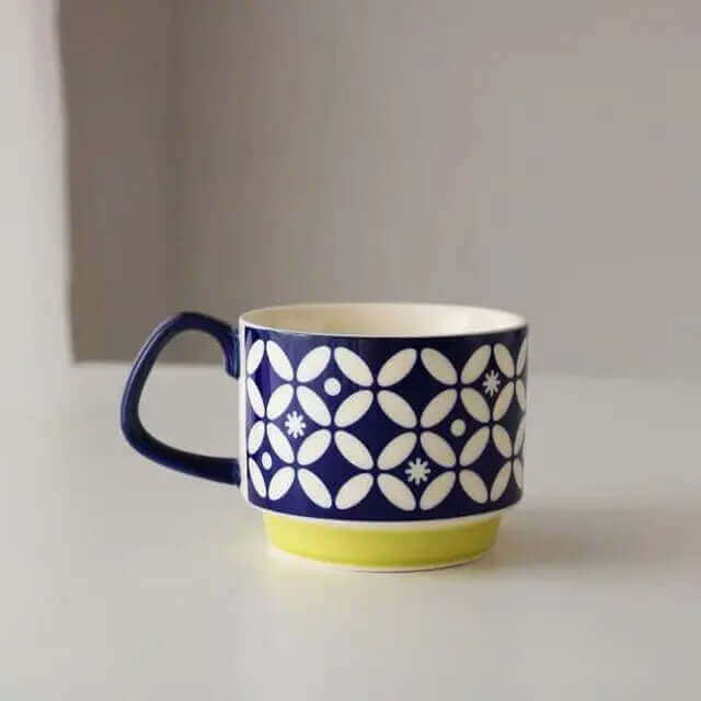 Outstanding Retro Coffee Mugs Made of Ceramic – Available in 8 Different Patterns