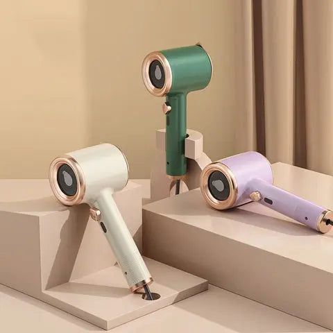 Portable Hand Steamer – Achieve Wrinkle-Free Clothes Anywhere