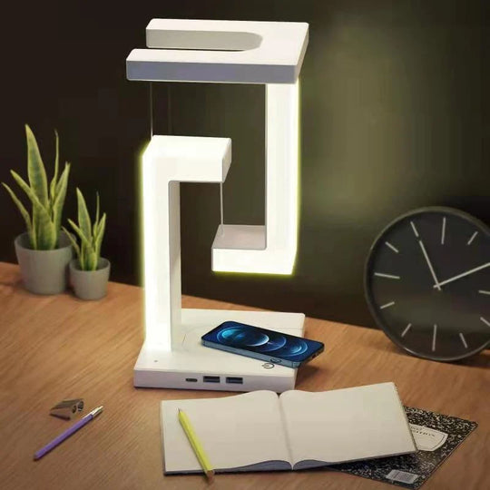 Wireless Charger - Fast Charging - Creates a Magical Atmosphere in Your Room