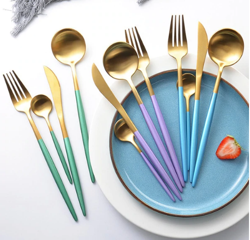 Luxurious Stainless Steel 24-Piece Gold-Silver Cutlery Set