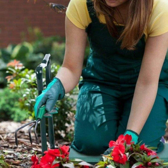 Gardener's Folding Ergonomic Kneeling Bench