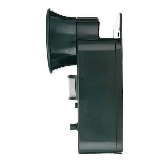 5000sqft 9v DC Ultra Sonic Cordless Pest Animal Repeller Outdoor Safely Repel Various Animals