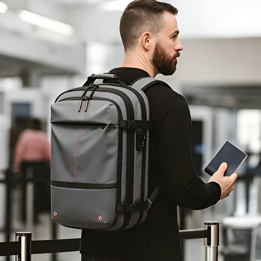 Structured Rucksack with Internal Compression System
