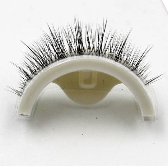 Self-Adhesive Eyelashes with Washable and Reusable Design