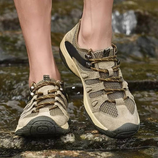 Women’s Hiking Shoes with Leather Mesh Upper for Outdoor Use