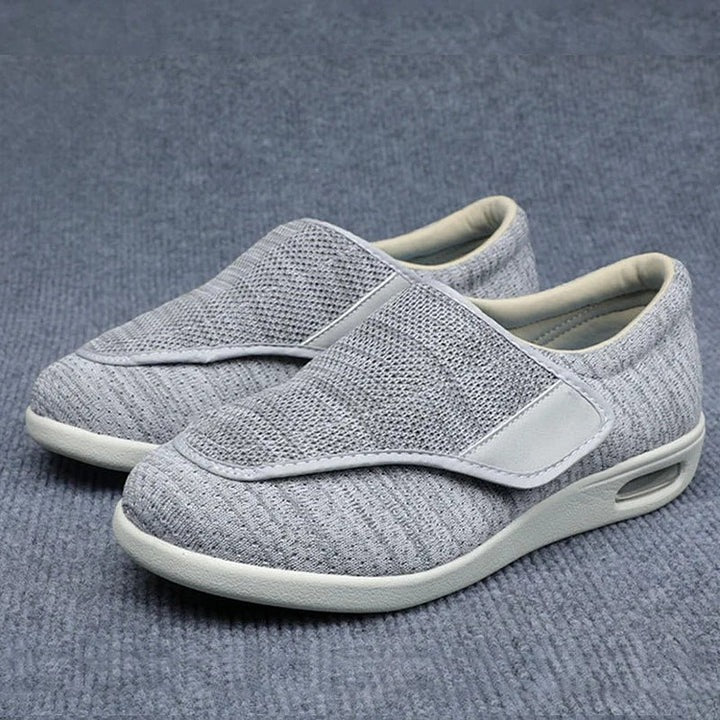 Women’s Wide Toe Box Shoes with Removable Foam Insoles