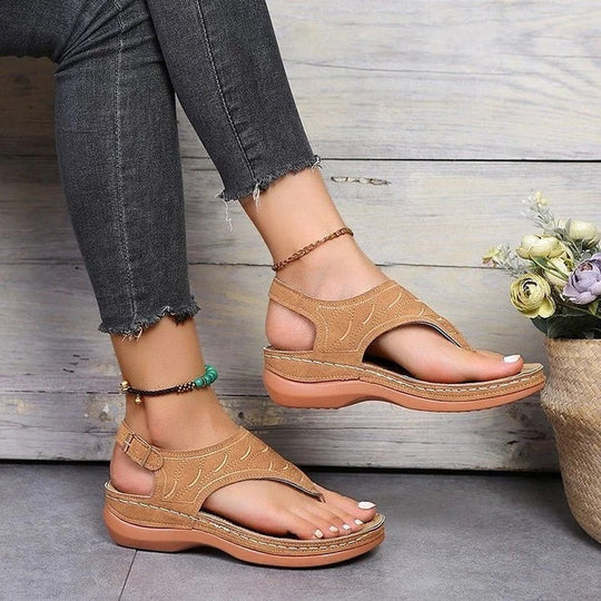 Women’s Open Toe Sandals with Supportive Footbed Design