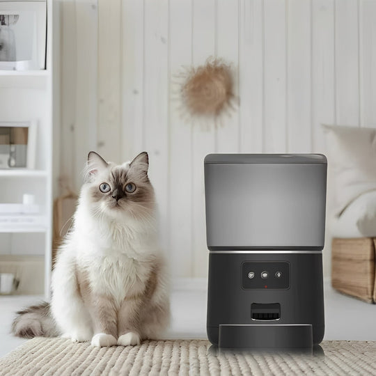 Smart Auto Feeder and Pet Meal Dispenser