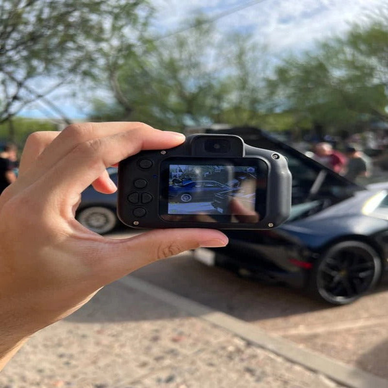 Mini Digital Camera with Wireless Image Transfer