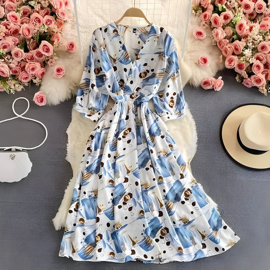 Floral Chiffon Summer Dress with V-Neck and Puff Sleeve Detail