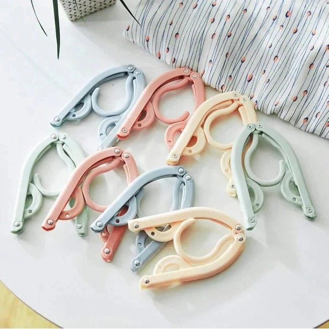 Portable Foldable Clothes Hanger for Travel