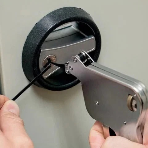 Auto Lock Extraction Tool Set with Multiple Picks