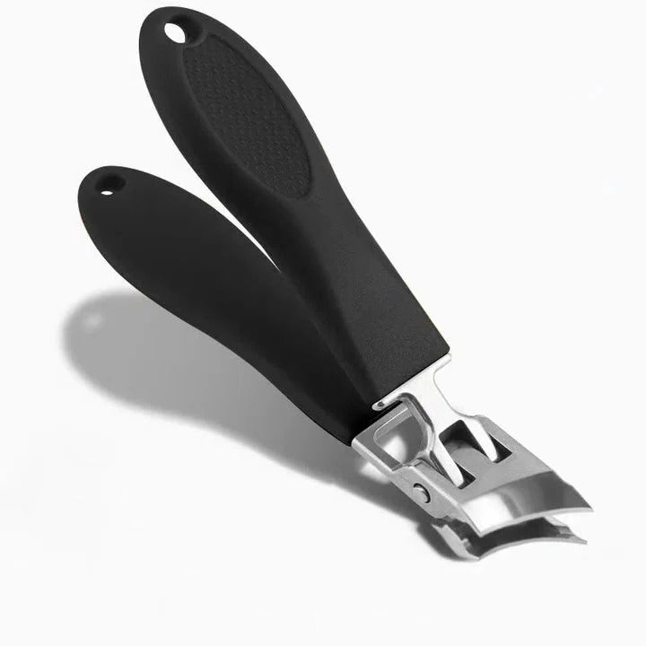 Wide Jaw Nail Clippers with Reinforced Cutting Edge