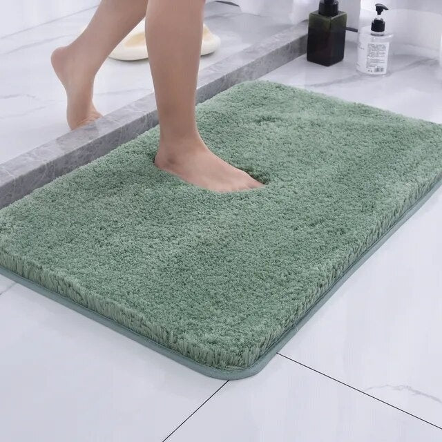 Faux Fur Bathroom Rug with Non-Slip Grip and Thick Cushion Design