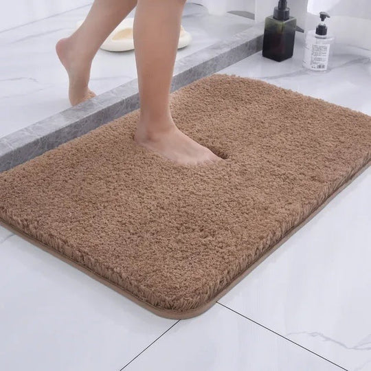 Faux Fur Bathroom Rug with Non-Slip Grip and Thick Cushion Design