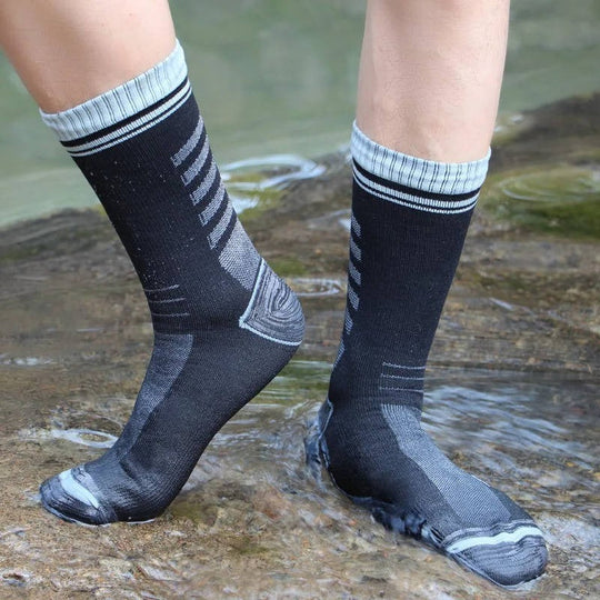 Unisex Breathable Waterproof Crew Socks for Hiking and Outdoor Wading