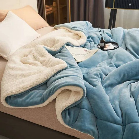 Soft Plush Fleece Throw Blanket for Couch and Bed Use