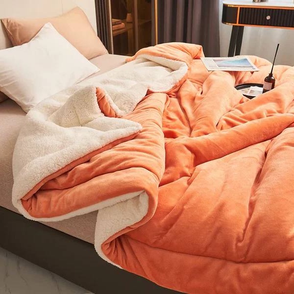 Soft Plush Fleece Throw Blanket for Couch and Bed Use