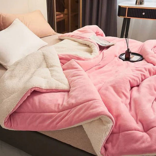 Soft Plush Fleece Throw Blanket for Couch and Bed Use